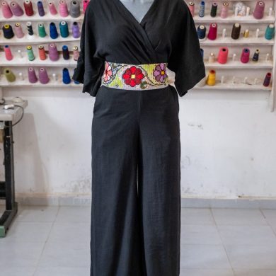 Palazo con faja bordada