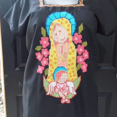 Blusa cuadrada "Virgen"