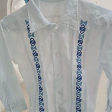 Guayabera de Gusano